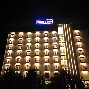 Easy Hotel